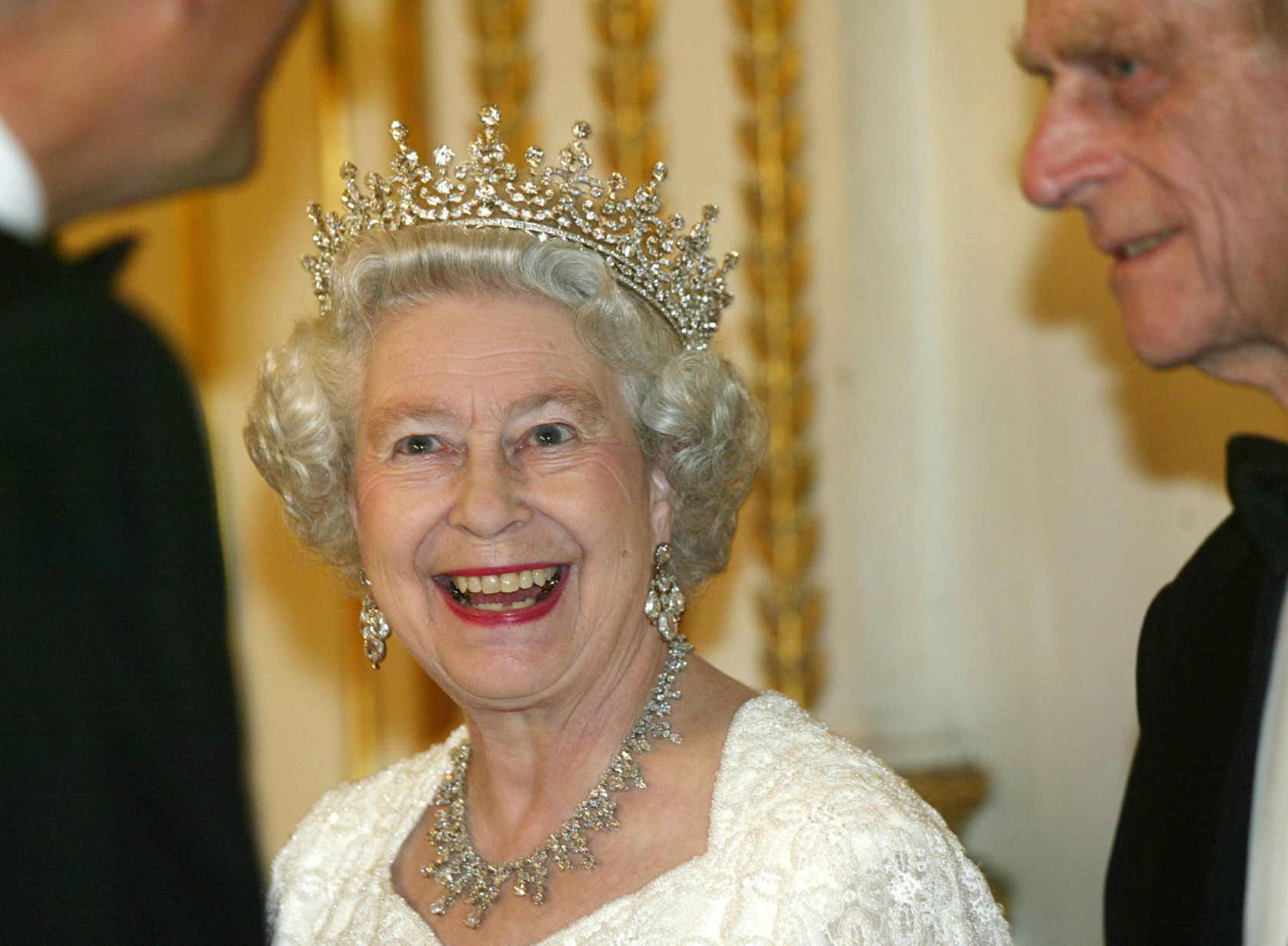 2004: Queen Elizabeth II